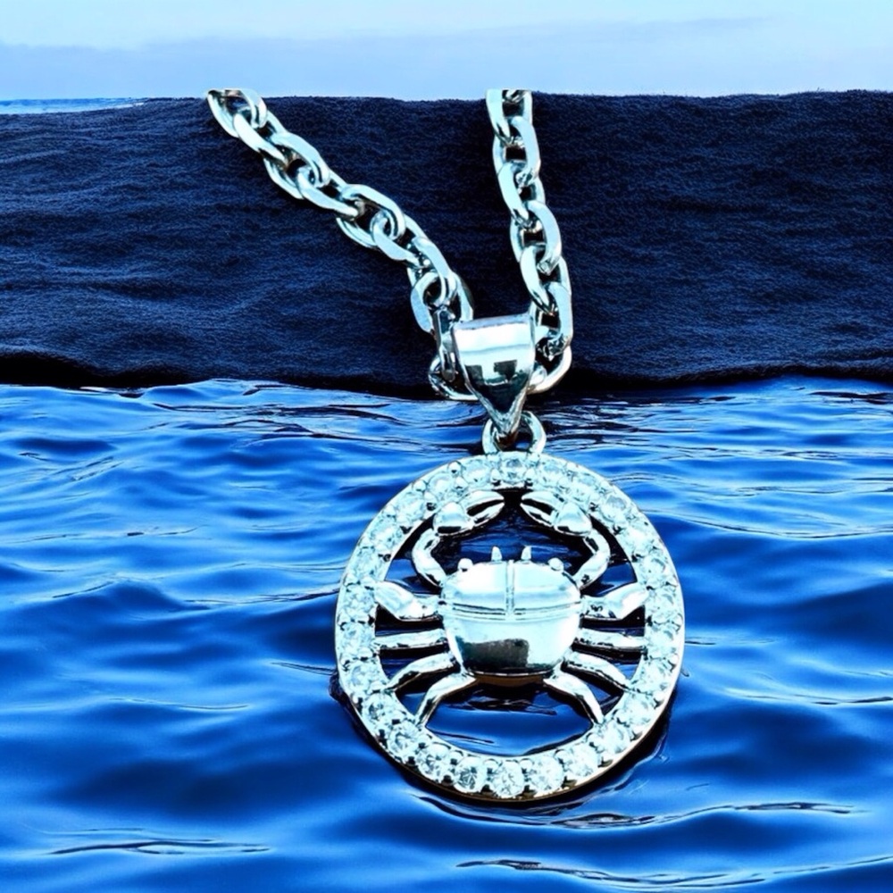 🆕 Crystal Cancer Pendant Necklace Gold Plating Over Alloy